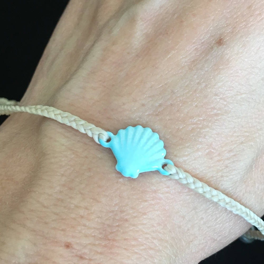 Vintage Pura Vida Seashell Bracelet - Picture 2 of 6